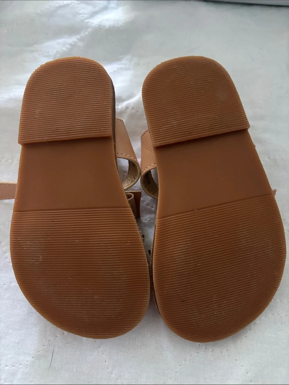 Felix & Flora tan sandals